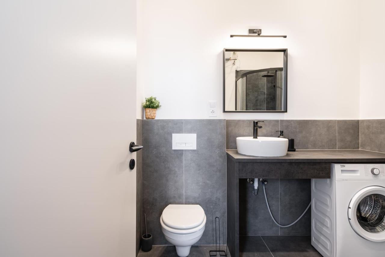 A62 - Akacfa Street Central Residence - Best Location By Bqa Budapest Esterno foto