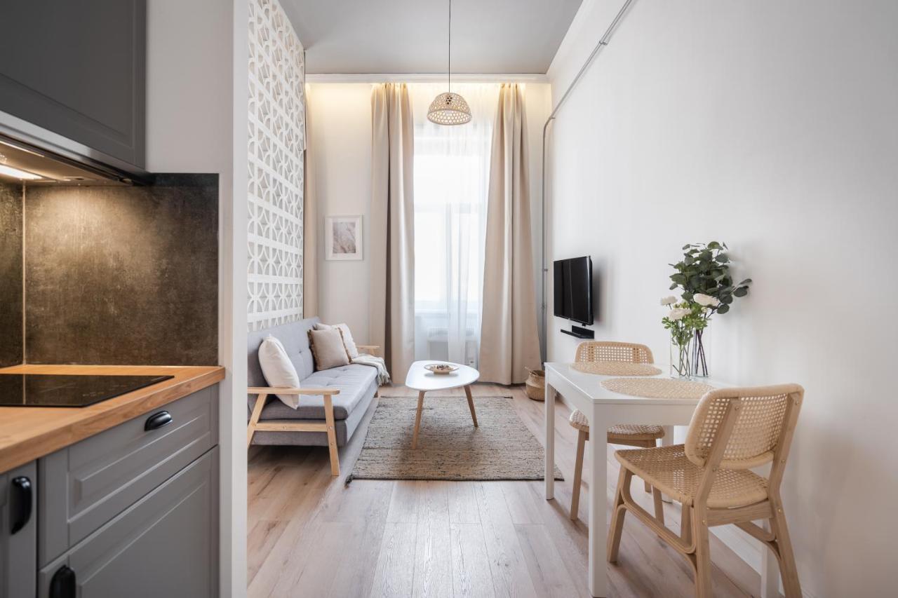 A62 - Akacfa Street Central Residence - Best Location By Bqa Budapest Esterno foto